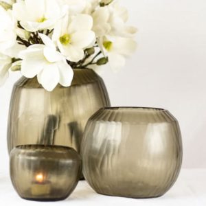 Guaxs Vase Malia Large Taupe Grau Teelicht Vase Smokegrey Blumen