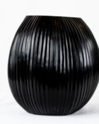 Guaxs Vase Nagaa Medium Schwarz