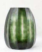 Guaxs Vase Koonam medium grünes Glas grüne Vase hochwertig