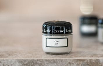 Little Green Wandfarbe Clay Probedose Hochwertig Farbe Grau