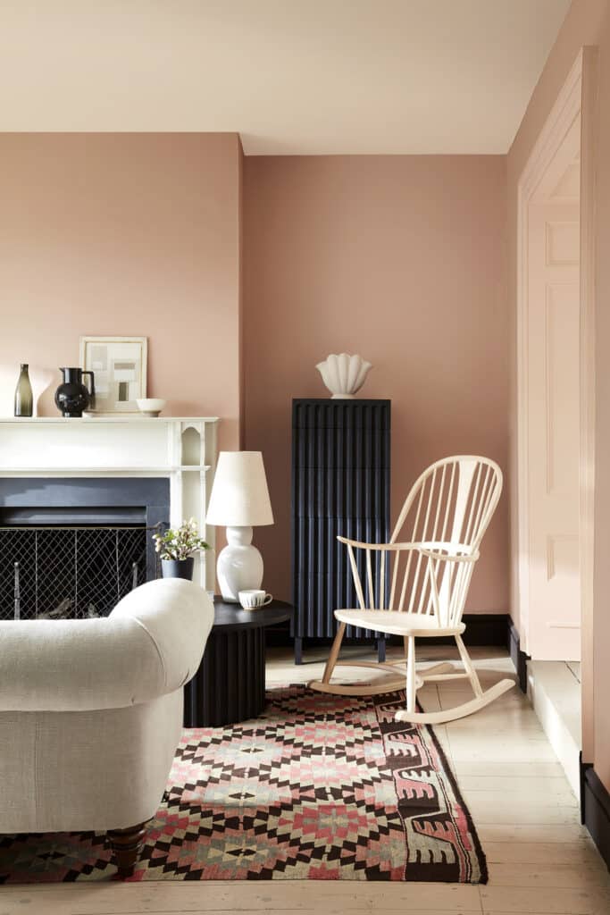 Little Greene Wandfarbe Mascquerade Light 332