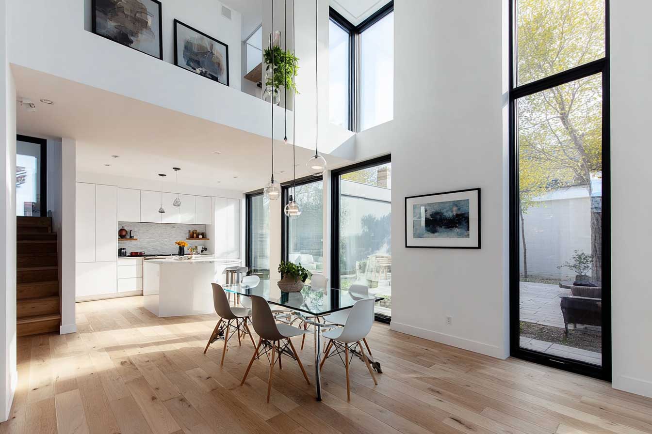 Galerie im Haus zu schmal geplant – schmaler Balkon im Obergeschoss als typischer Planungsfehle